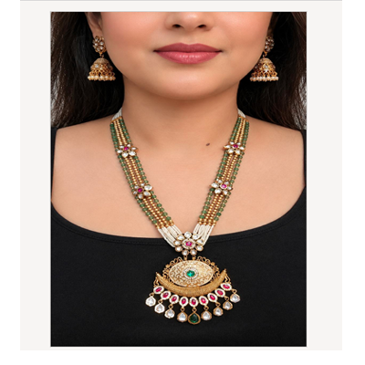 Hiraola's Product Image