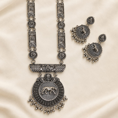 Hiraola's Product Image