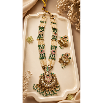 Hiraola's Product Image