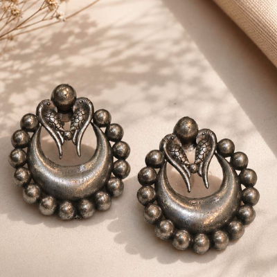 Hiraola's Product Image