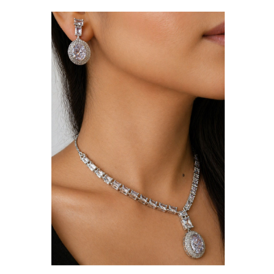 Hiraola's Product Image
