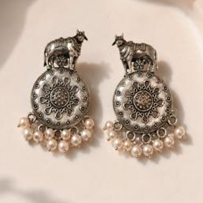 Hiraola's Product Image