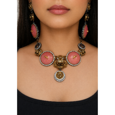 Hiraola's Product Image