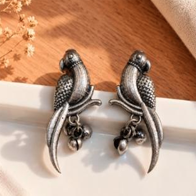 Hiraola's Product Image