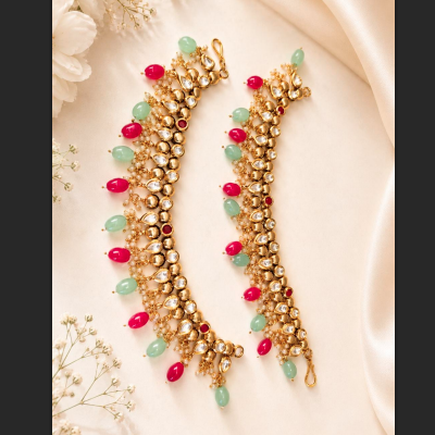 Hiraola's Product Image